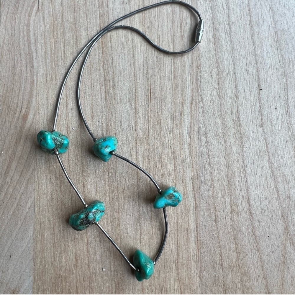Southwestern style Turquoise nugget and liquid
silver necklace